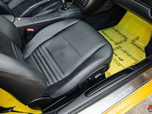 Used 2000 Porsche 911 Carrera 4 image 64