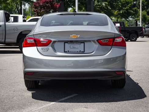 Used 2024 Chevrolet Malibu LS FWD image 9