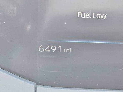 Certified 2026 Toyota Prius XLE FWD image 24