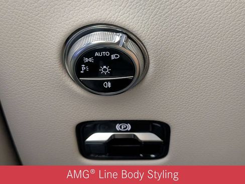 Used 2026 Mercedes-Benz GLC 300 4MATIC image 15