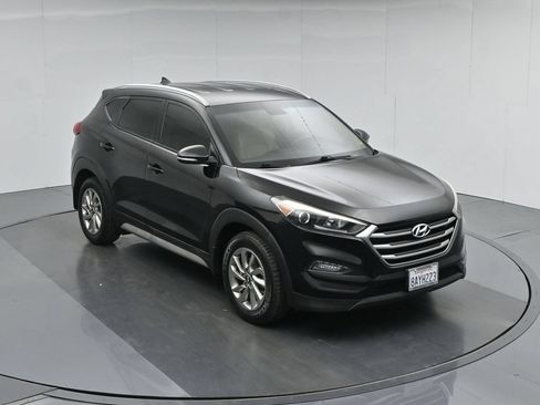 Used 2017 Hyundai Tucson SE Plus w/ Cargo Package FWD image 41
