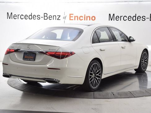 Certified 2022 Mercedes-Benz S 580 4MATIC Sedan image 7