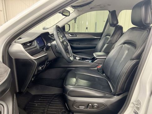 Used 2022 Jeep Grand Cherokee L Limited AWD/4WD image 20