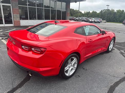 Used 2023 Chevrolet Camaro LT RWD image 7