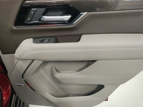 New 2026 GMC Yukon Elevation image 15