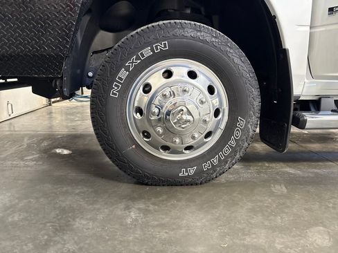 Used 2024 RAM 3500 Laramie w/ Sport Appearance Package image 31