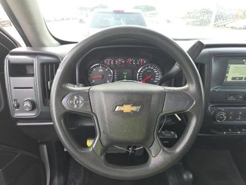 Used 2018 Chevrolet Silverado 1500 Custom w/ Custom Value Package image 10