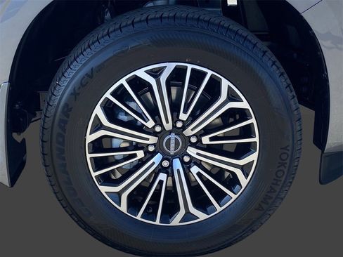 New 2026 Nissan Armada SL image 7