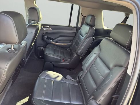 Used 2019 GMC Yukon XL Denali AWD/4WD image 13
