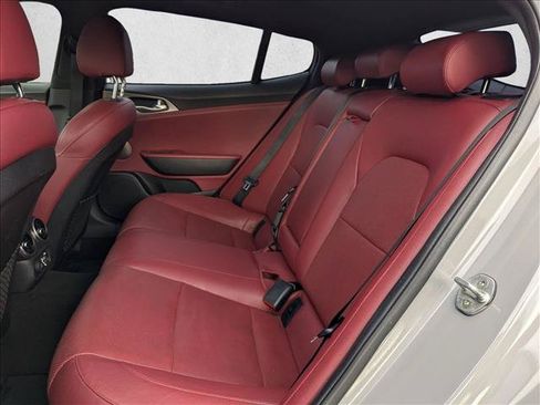Used 2018 Kia Stinger GT1 RWD image 20