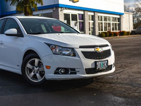Used 2014 Chevrolet Cruze LT w/ RS Package image 3