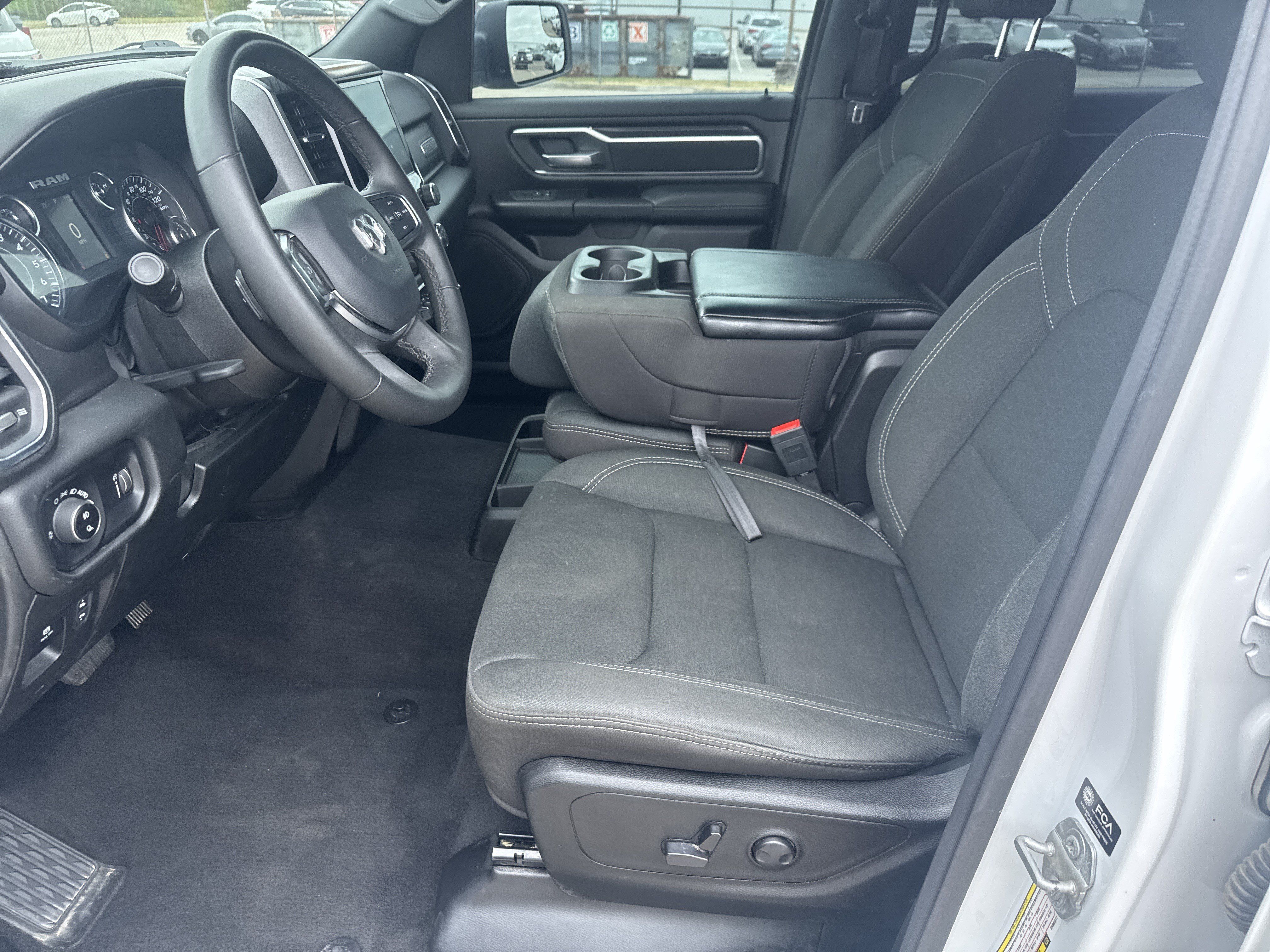 Used 2025 RAM 1500 Big Horn AWD/4WD image 5