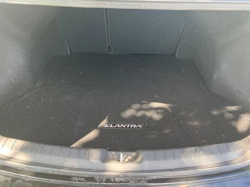 Used 2017 Hyundai Elantra Value Edition FWD image 14