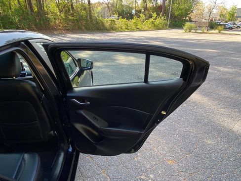 Used 2016 MAZDA MAZDA3 s Touring image 48