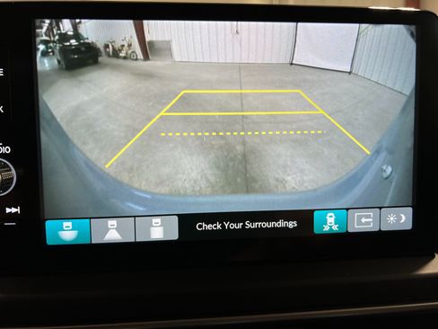 New 2025 Honda Pilot Touring image 29