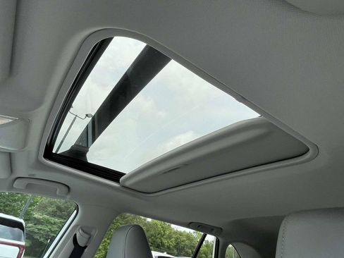 Used 2025 Toyota RAV4 XLE Premium w/ Weather Package FWD image 17
