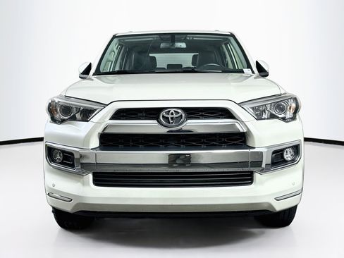 Used 2019 Toyota 4Runner Limited AWD/4WD image 2