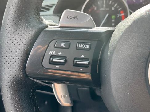 Used 2013 MAZDA MX-5 Miata Sport RWD image 17
