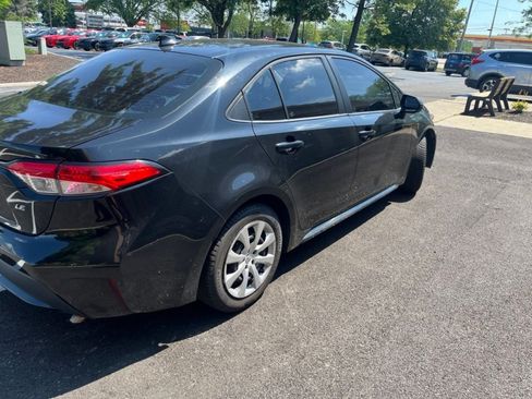 Used 2021 Toyota Corolla LE FWD image 7
