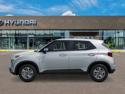 New 2026 Hyundai Venue SE image 3