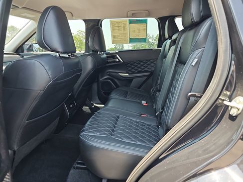 Used 2022 Mitsubishi Outlander SEL AWD/4WD image 16