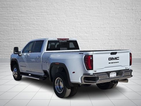 New 2026 GMC Sierra 3500 SLT w/ SLT Premium Package image 3