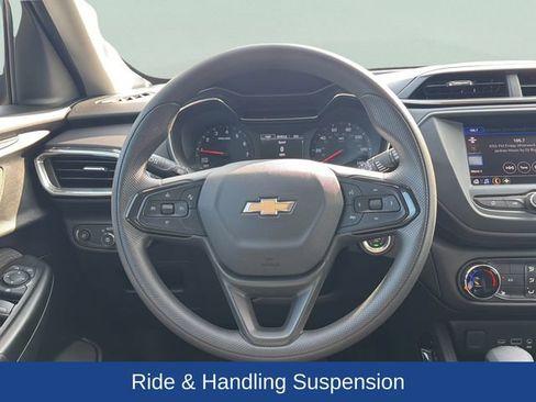 Certified 2023 Chevrolet TrailBlazer LT AWD/4WD image 8