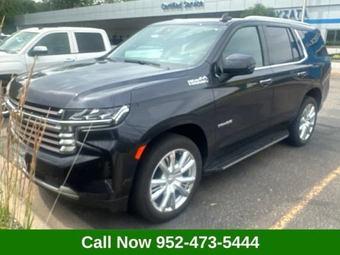 Used 2023 Chevrolet Tahoe High Country AWD/4WD image 1