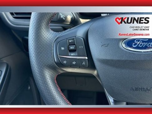 Used 2025 Ford Escape ST-Line image 37