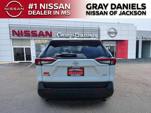 Used 2023 Toyota RAV4 XLE Premium FWD image 6