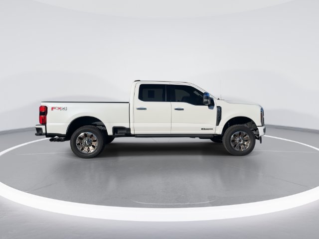 Certified 2024 Ford F250 Platinum w/ FX4 Off-Road Package AWD/4WD image 8