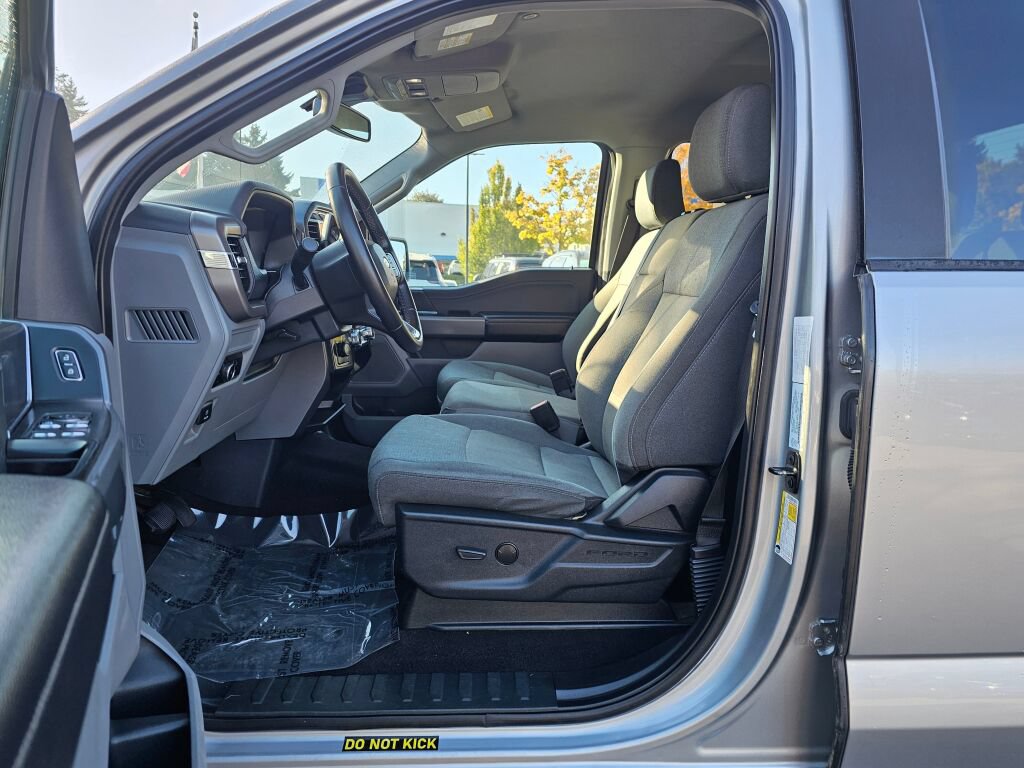 Used 2024 Ford F150 XLT w/ Tow/Haul Package AWD/4WD image 24