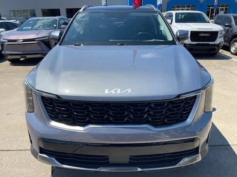 Used 2025 Kia Sorento EX w/ Panoramic Sunroof Package FWD image 5