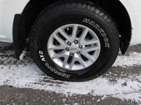 Used 2016 Nissan Frontier SV w/ SV Value Truck Package image 17