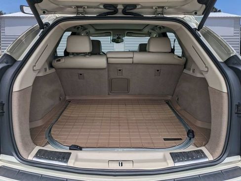 Used 2016 Cadillac SRX Luxury FWD image 13