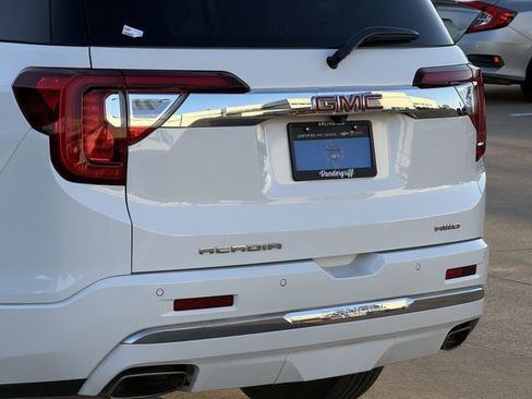 Used 2023 GMC Acadia Denali AWD/4WD image 6