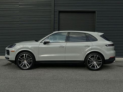 New 2026 Porsche Cayenne image 2
