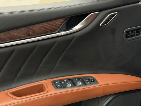 Certified 2022 Maserati Ghibli Modena Q4 image 12