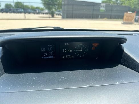 Used 2016 Subaru Forester 2.0XT Touring w/ Eyesight & Navigation System AWD/4WD image 17