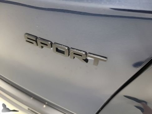 Used 2024 Honda CR-V Sport image 8