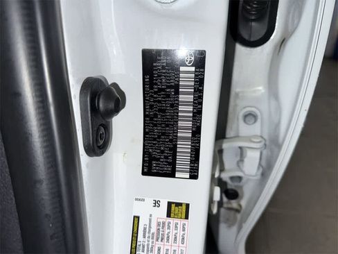 Used 2023 Toyota Corolla LE image 14