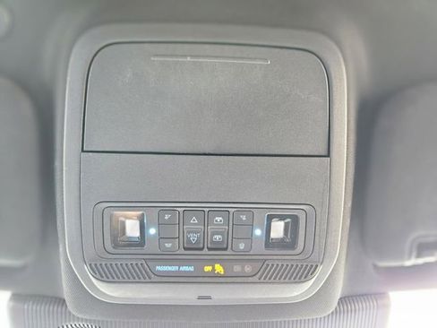 Used 2025 Ford Explorer Platinum w/ LUX Leather Package AWD/4WD image 26