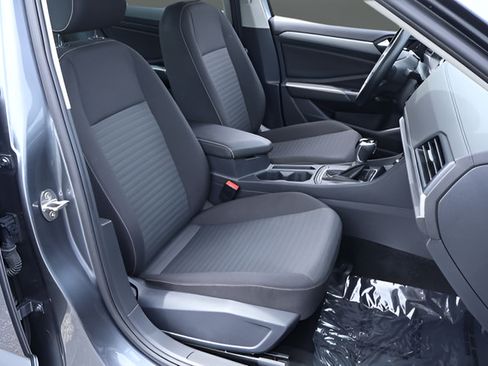 Certified 2024 Volkswagen Jetta S FWD image 19