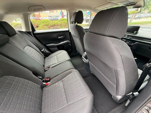 Used 2025 Honda HR-V LX image 34