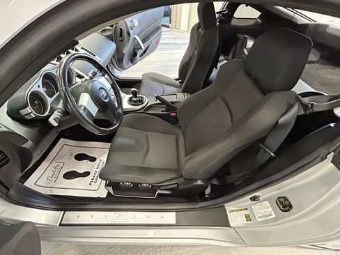 Used 2006 Nissan 350Z Coupe w/ (N93) Cargo Convenience Pkg RWD image 35
