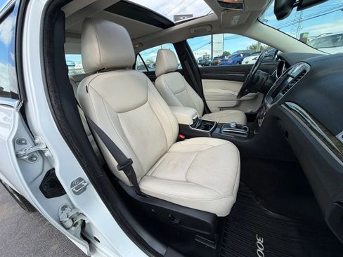 Used 2015 Chrysler 300 C w/ Light Group AWD/4WD image 12