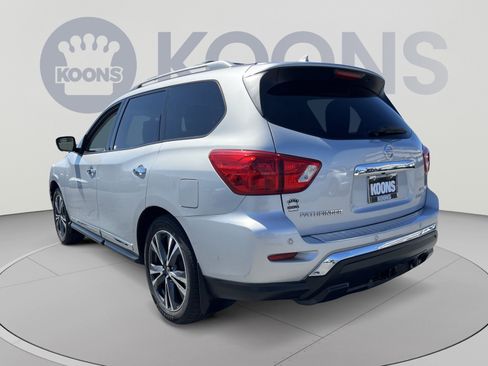 Used 2017 Nissan Pathfinder Platinum w/ Cargo Package AWD/4WD image 4