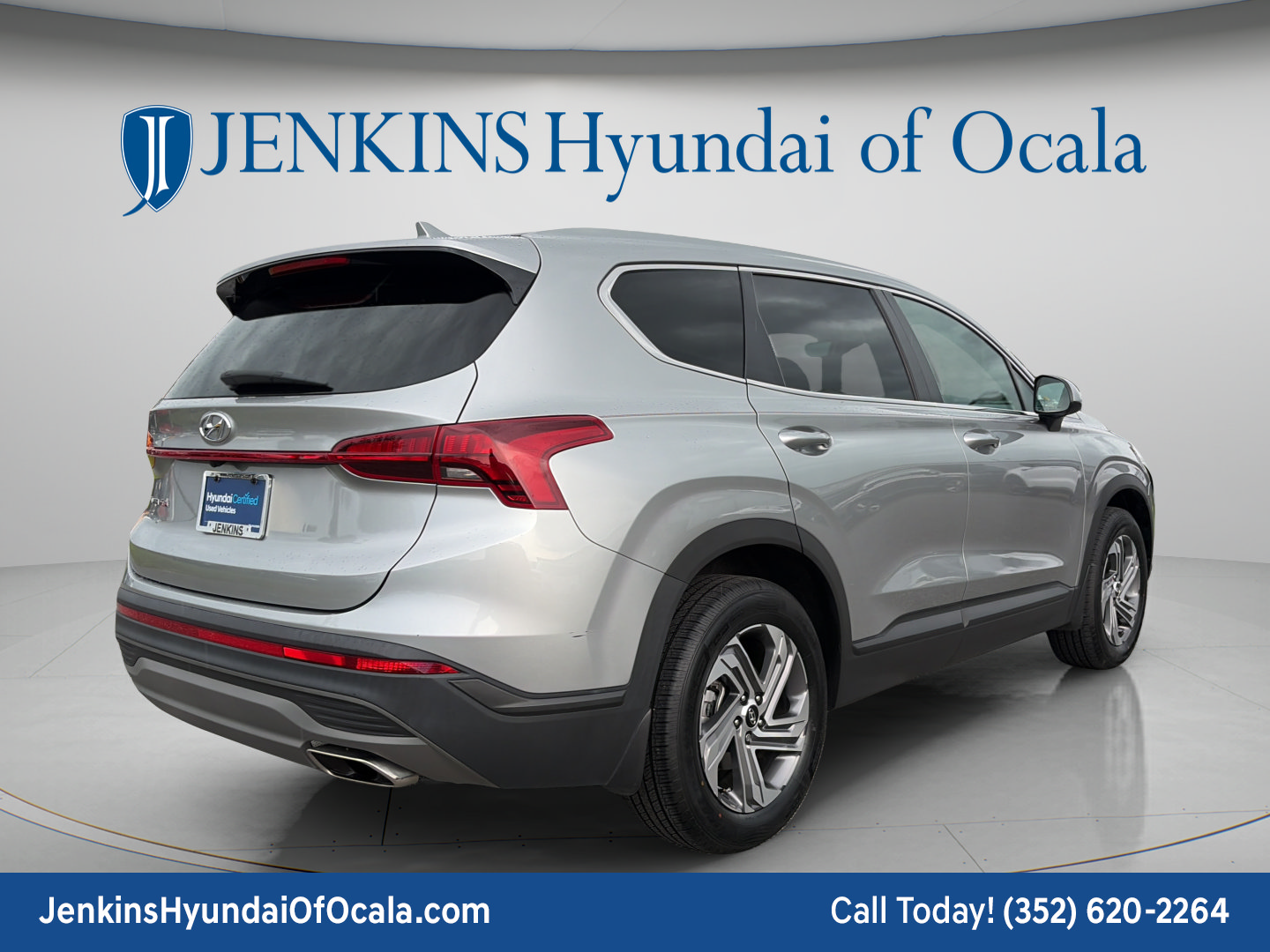 Certified 2023 Hyundai Santa Fe SE w/ Cargo Package FWD image 3