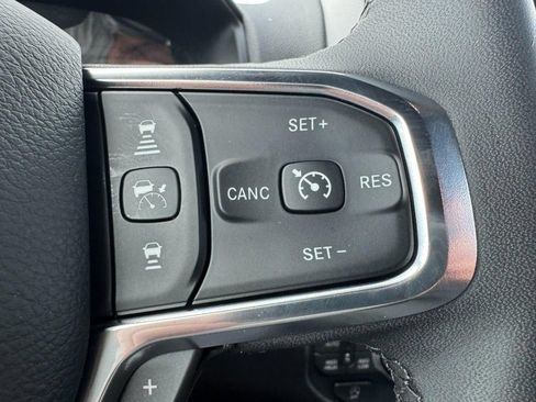 Used 2026 RAM 1500 Laramie AWD/4WD image 17