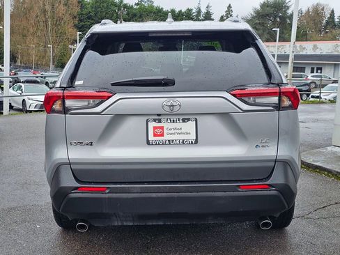 Certified 2025 Toyota RAV4 LE image 9